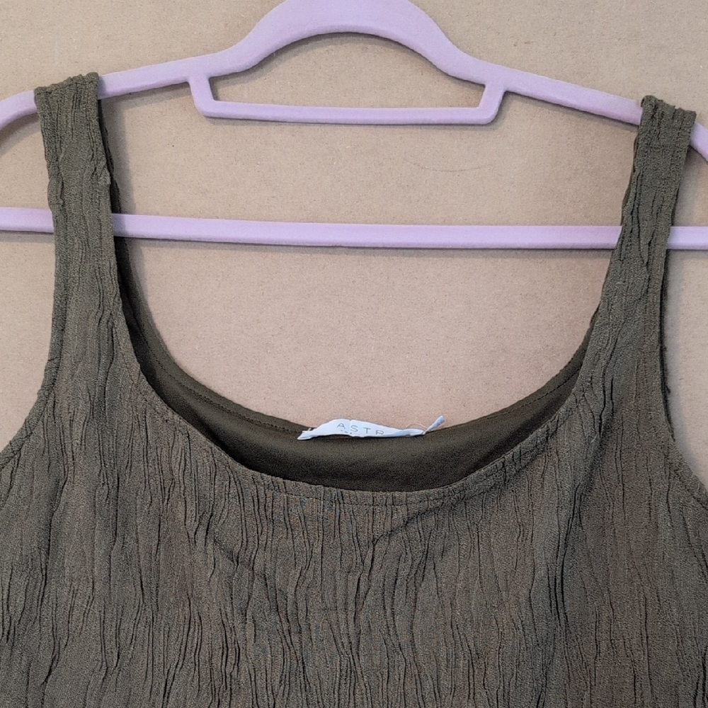 ASTR Textured Khaki Tank Top